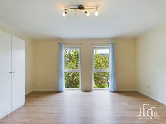 CAM02839G0-PR0140-STILL013