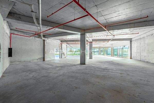 Shop with Investment Opportunity in Viva Defne Project in Antalya