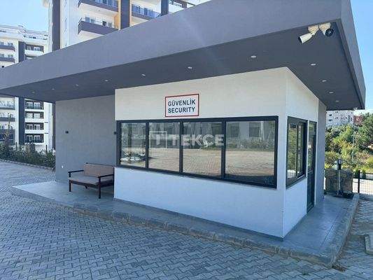 Properties in a Complex with Water Park in Avsallar Alanya