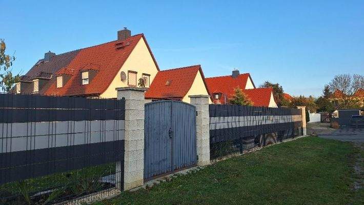 Zufahrt zum Grundstück