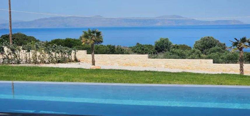 Kreta, Agios Onoufrios: Elegante Villa aus weißem Stein mit Meerblick zu verkaufen