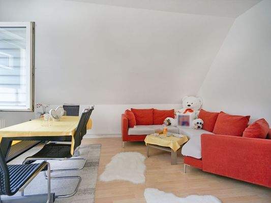 ... teilweise mit Essbereich