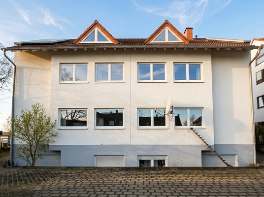 Parkplatz-Ansicht des Objekts