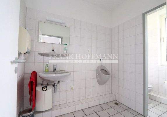 M2352-1.OG Sanitär Herren 