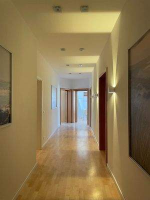 Flur Büro/Praxis 1. OG