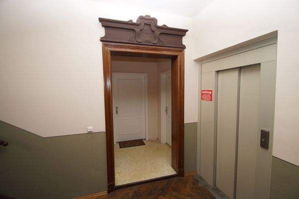 William-Zipperer-Straße 83