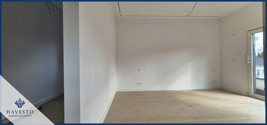 Blick in das Elternschlafzimmer mit separatem Ankleidezimmer