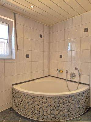 Bad Hauptwohnung 1. OG.