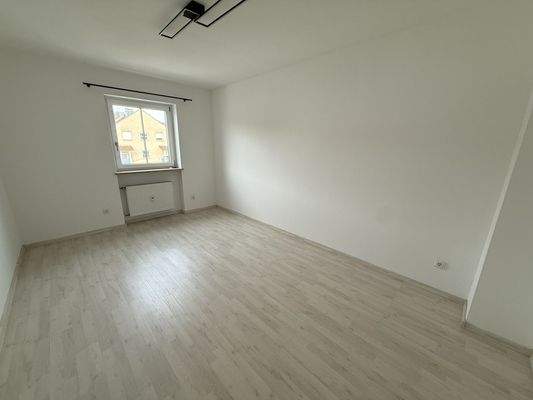 Schlafzimmer mit neuem Boden