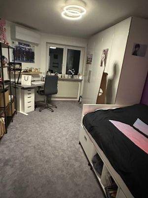 1. OG - Zimmer 2, Kinderzimmer - möbliert