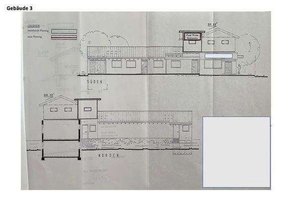 Gebäude 3 mit Treppenturm