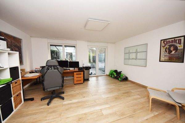 Schlafen 4 Büro Spielzimmer UG