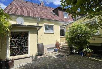 Rückansicht Immobilie