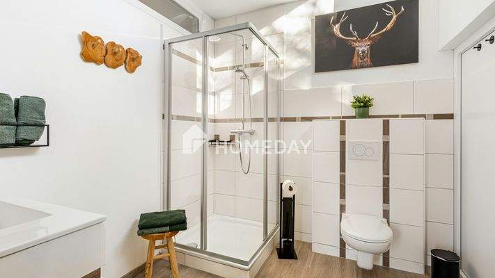 Haus B 1. OG Badezimmer 2 1