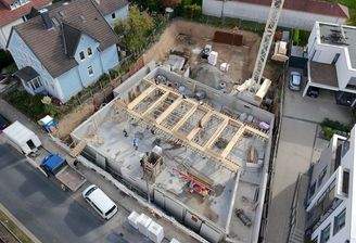 Vogelperspektive Rohbau Straßenansicht