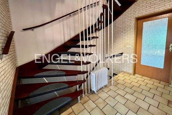 EV - Treppenhausflur