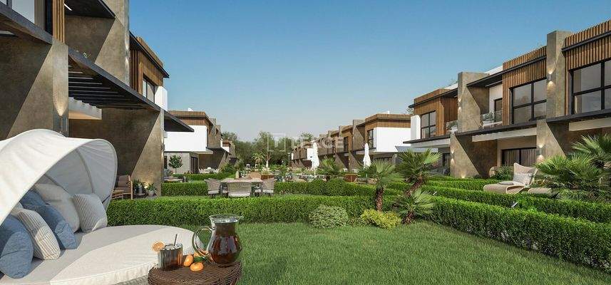 Villas Close to the Sea in a Complex with Pool in Kuşadası Turkey