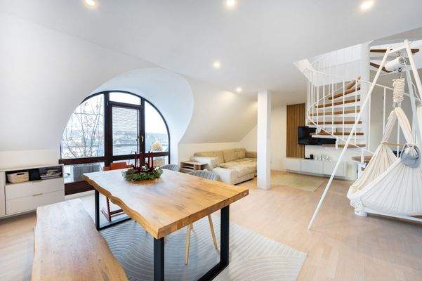 OG Wohn- und Esszimmer Ansicht 2