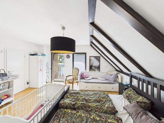 Schlafzimmer 2 / 1. OG