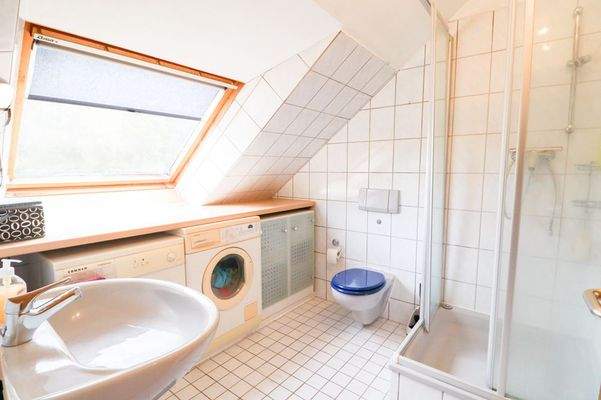 Badezimmer im Obergeschoss