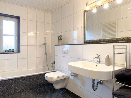 Vollbad im Erdgeschoss