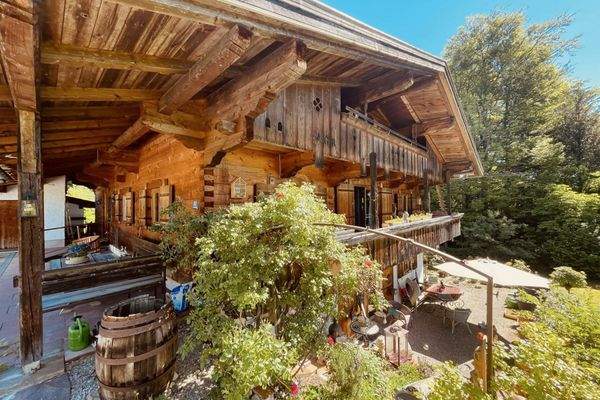 Außenansicht zum Balkon