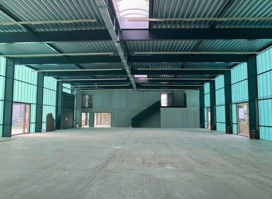 Halle-1 640m²
