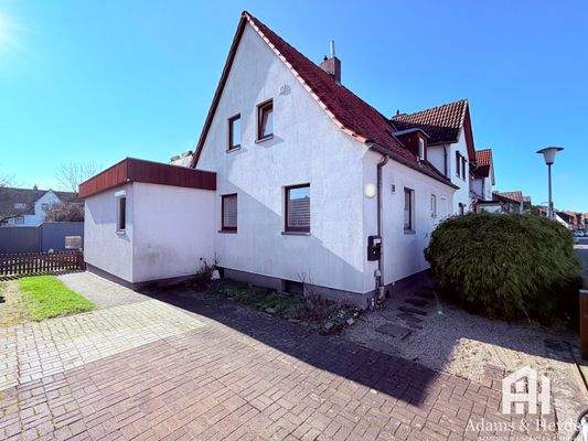 Stellplatz _ Zufahrt Garage