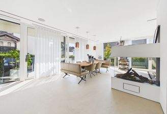 Geräumiger Essbereich