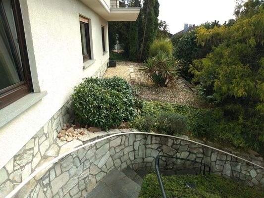 Außenansicht (Richtung Westen)