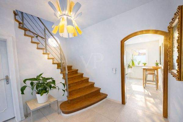 Einladende große Diele