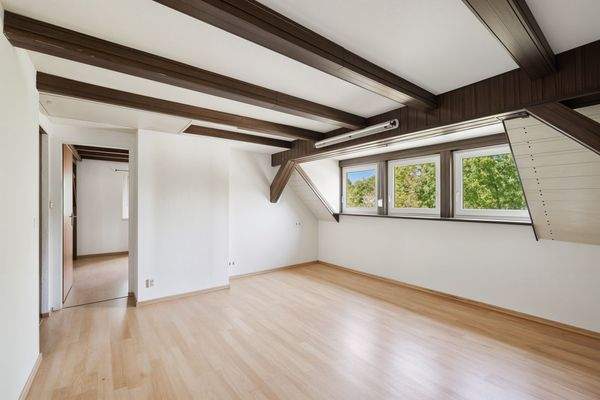 Dachgeschoss Renovierungsbeispiel