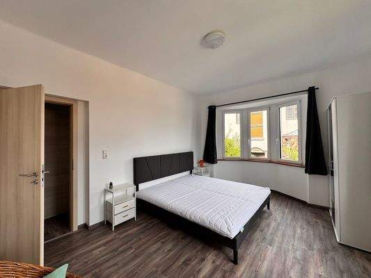 Schlafzimmer inkl. Möbel