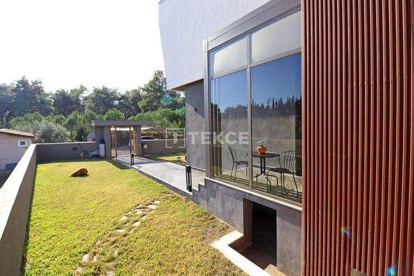 Furnished Detached Villa in Nature in Döşemealtı Antalya