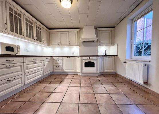 Küche aus 2020 inklusive