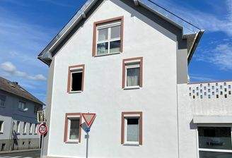 Haus Außenansicht 1 