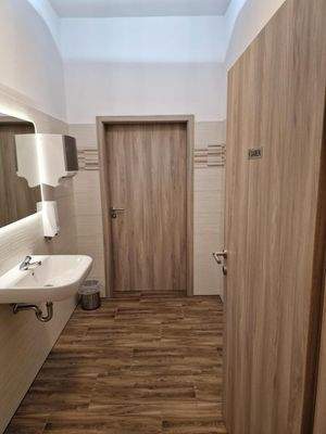 Damentoilette Waschvorraum