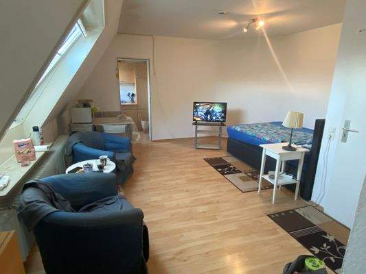 Wohn- und Schlafzimmer (3).jpg