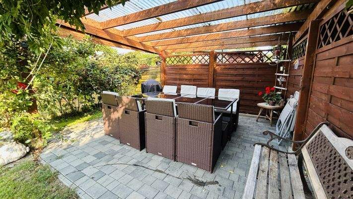 überdachte Terrasse