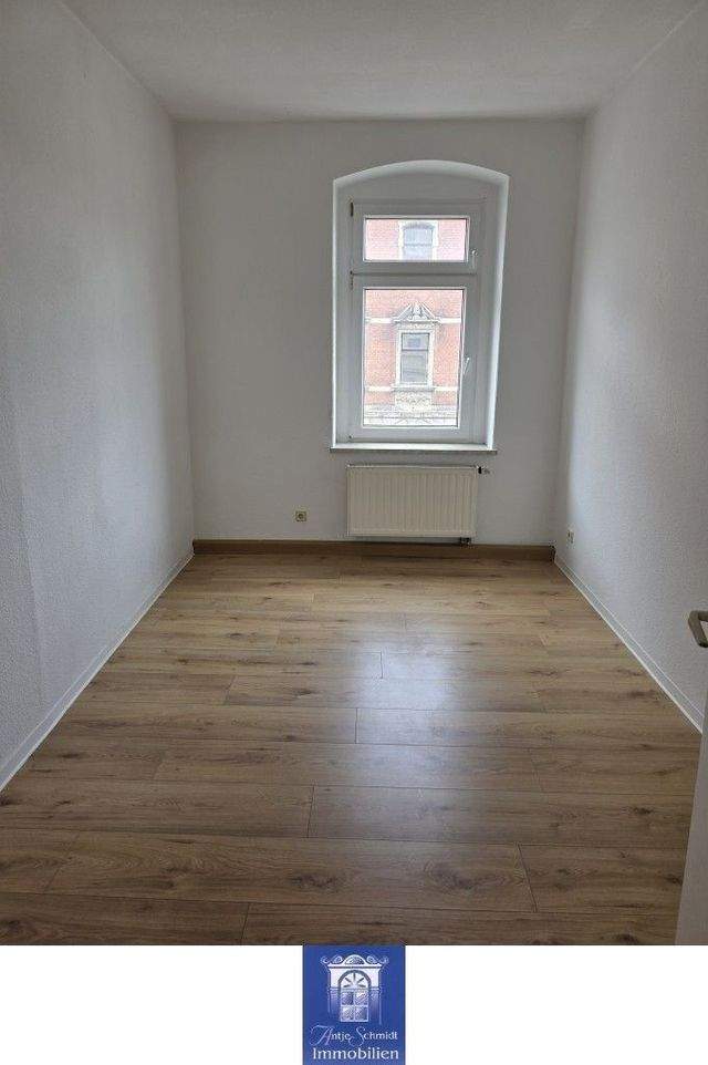 Geräumige Wohnung in Waldheim zu vermieten! 2 Tageslichtbäder! - Foto 1