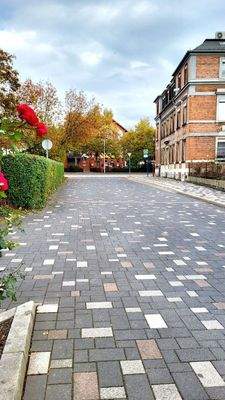 Zufahrtsstraße/ Umgebung 