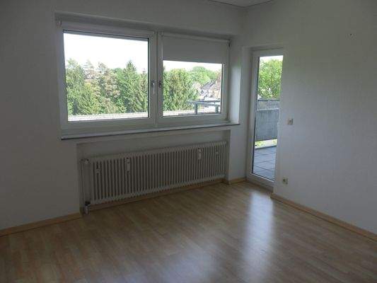 18-...mit Zugang zum Ostbalkon.JPG