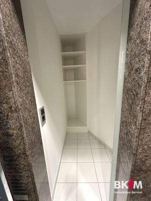 Ankleideschrank Dusche 3.OG