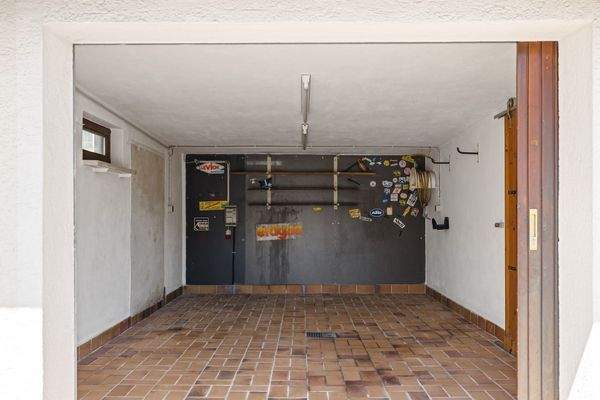 Garage links im Detail