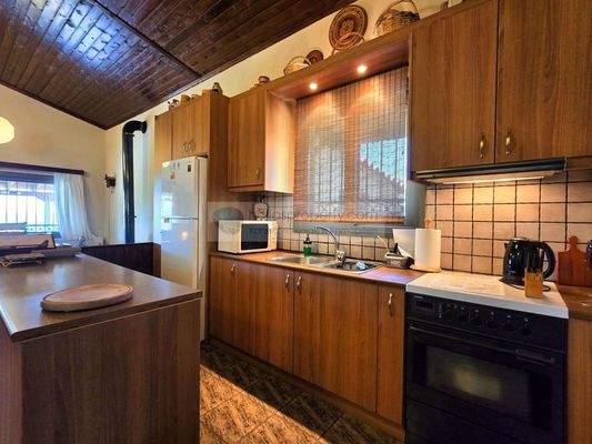 img_9f406a2c-e59d-4ef1-9df7-fd7ef1de42de