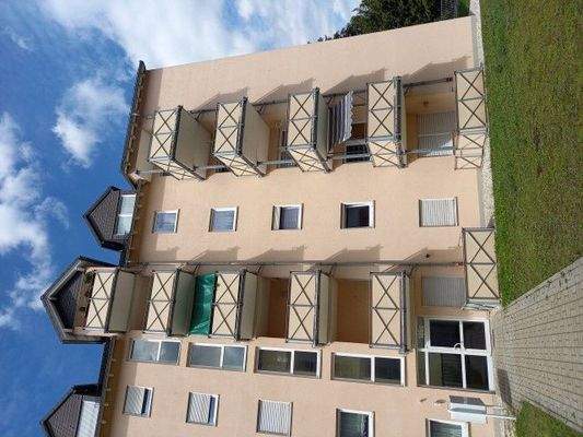 Eckansicht mit Hauseingang