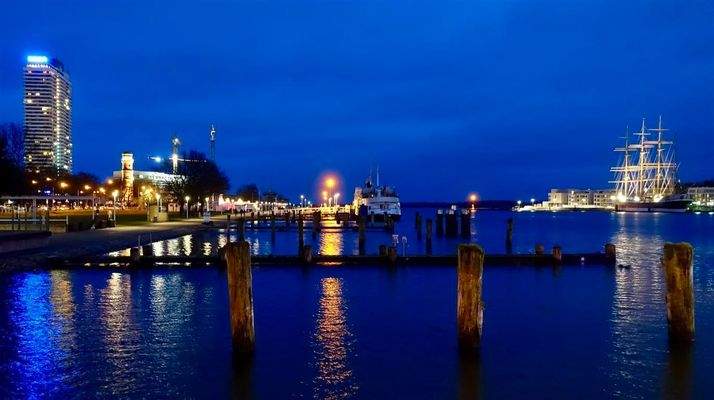 Travemünde bei Nacht