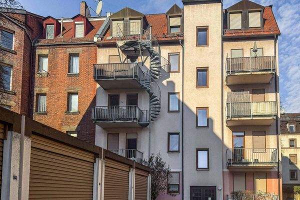 Gebäuderückseite