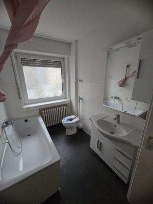 Helles Badezimmerbild