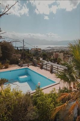 Kreta, Katsikia: Hotelkomplex mit Pool und Meerblick in begehrter Lage zu verkaufen